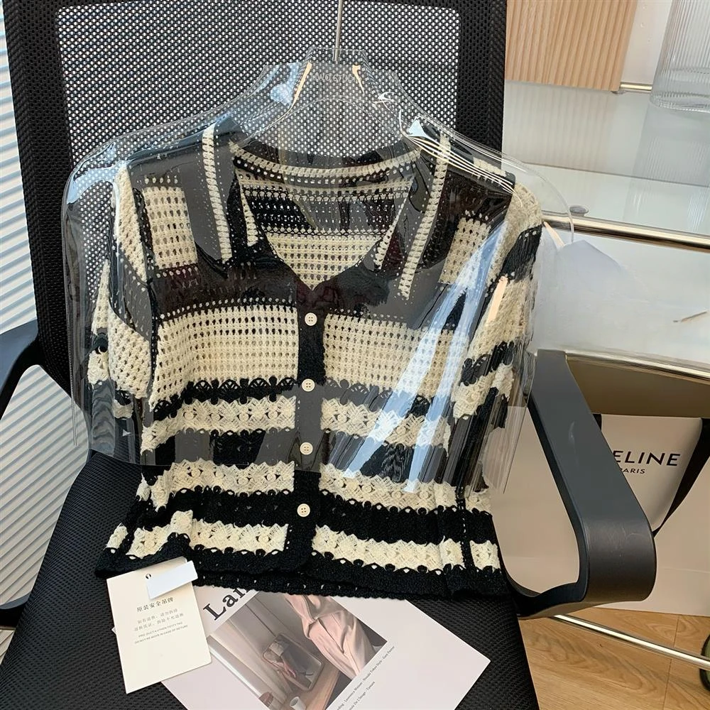 

Женская тонкая футболка с вырезами, полосатая футболка с круглым вырезом и коротким рукавом, модель X179 на лето, 2024