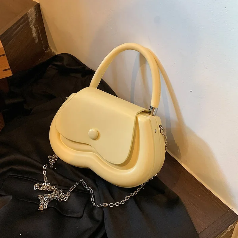 

2024 Fashion Hot Selling Women's Shoulder Bag Love Flap Women's Handbag Exquisite Luxury Designer Women's Handbag 가방