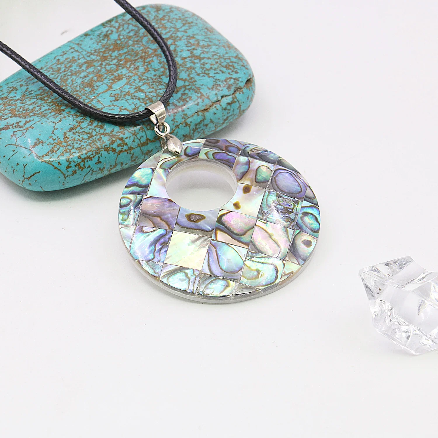 41mm Natural Multicolor Seashell,Circular Necklace Pendant,Lucky Patchwork Pattern Pendant,Unisex Gift for Men/women Jewelry