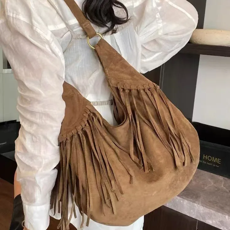 Women Large Capacity Frosted Tassel Shoulder Bag Faux Suede Fringe Underarm Bag Travel Tote Handbag Female Shopping Bag