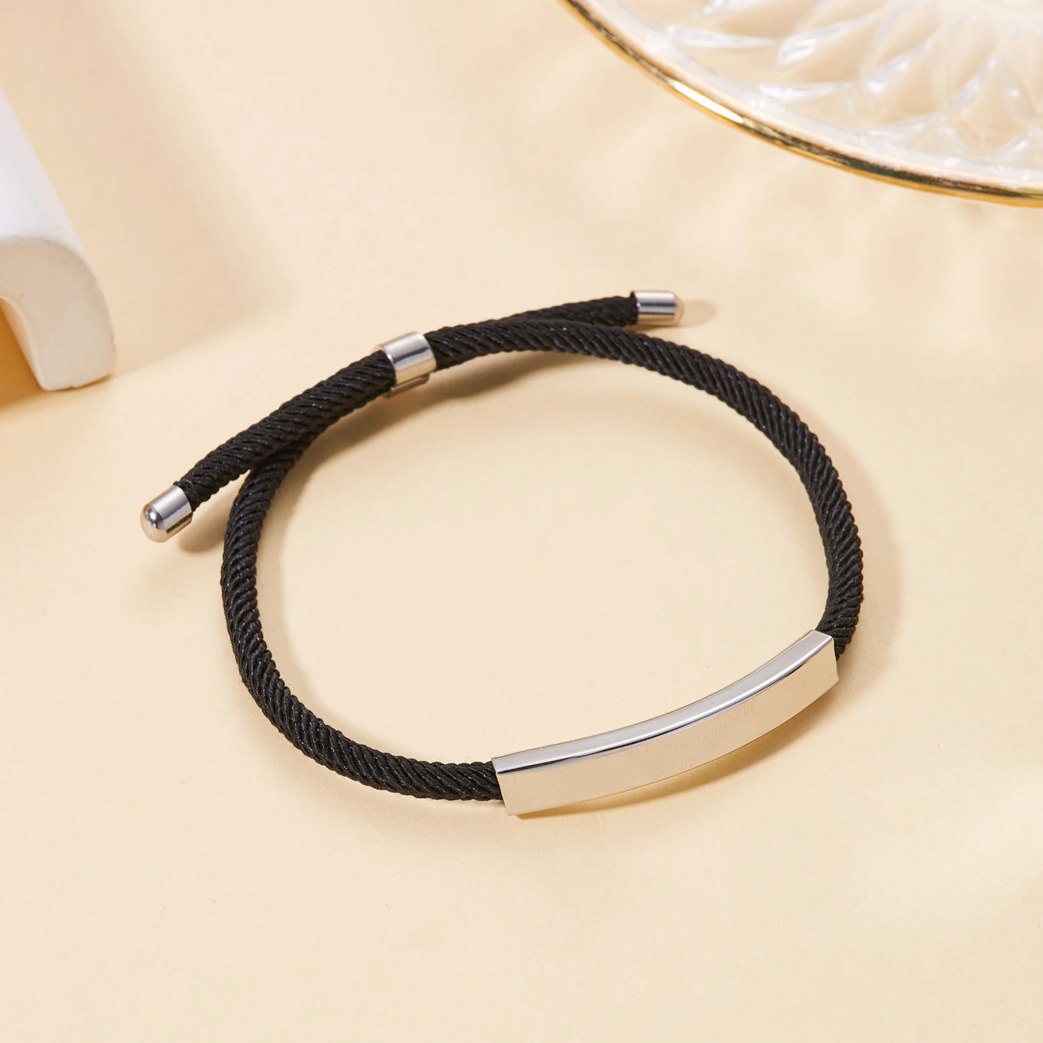 Gravierte Namens- und Datumsanzeige, personalisiertes geflochtenes Seil-Armband für Damen und Herren, Edelstahl-Halskette, Schlüsselanhänger, personalisierter Schmuck – Detail 3