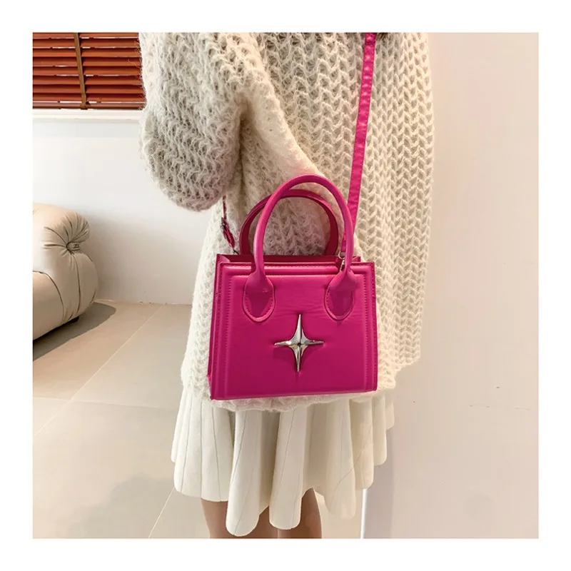 Popular Small Square Crossbody Bag Fashion Minimalist Female Shoulder Bag Commuting Retro Handbag New Minimalist  Crossbody Bag