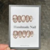 10pcs Glossy Cat Eye Press on Nails Nude Pink False Nails Hand Drawn Flower Pearl Nail Full Cover Chrome Powder Fake Nail Almond