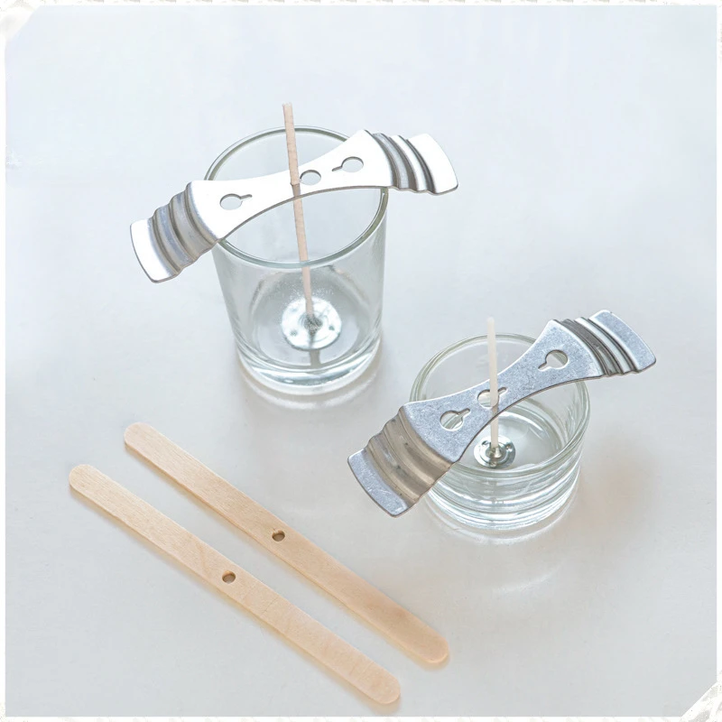 Aromatherapy candle wick holder, wax core iron plate holder, container, candle wick punching