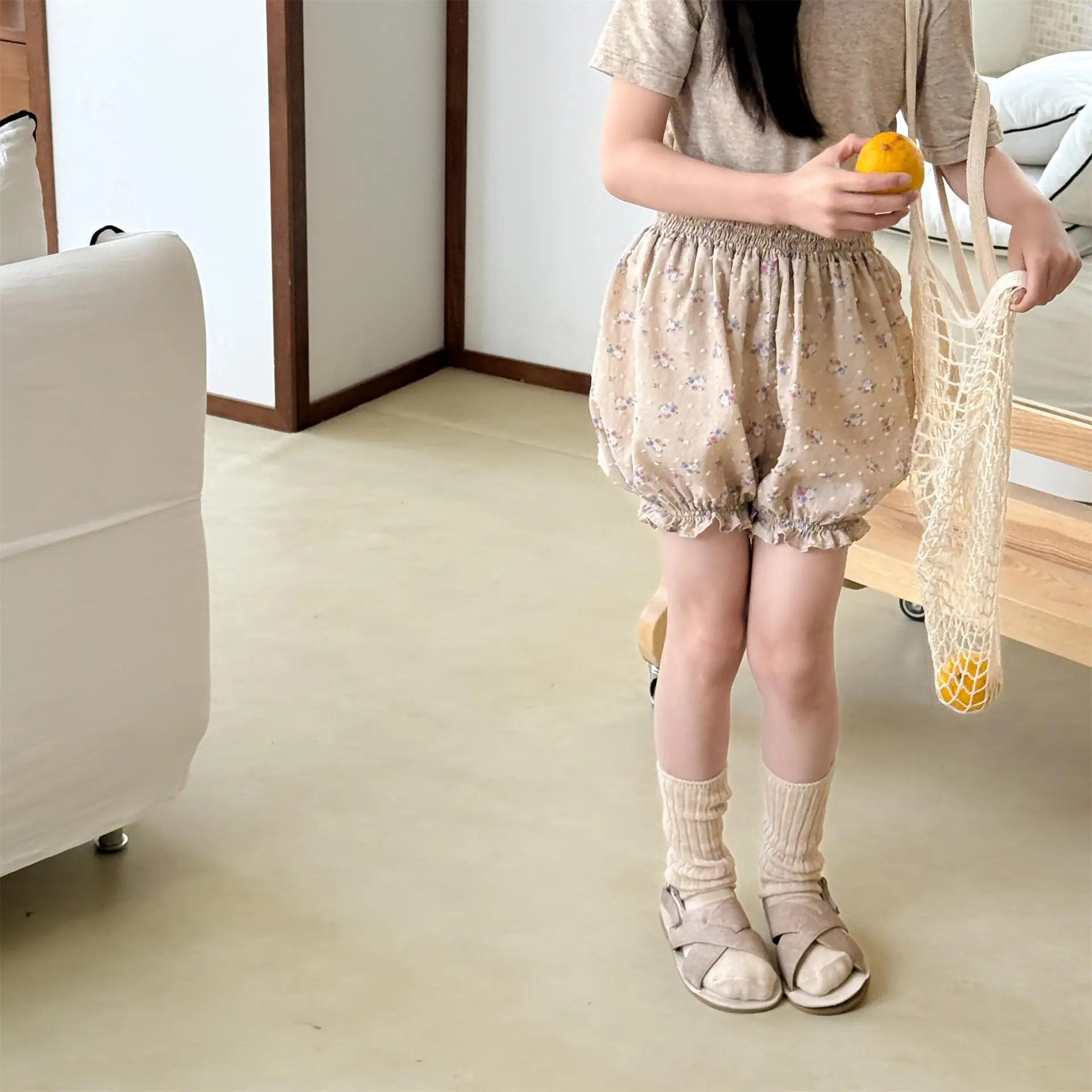 2026 여름 새로운 귀여운 소녀 꽃 반바지 얇은 면화 소녀 느슨한 반바지 어린이 캐주얼 바지 패션 아동 의류