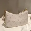 MINISO Cartoon Printed Snoopy Shoulder Bag 3-in-1 Underarm Bag Fashion Women's Shoulder Bag Casual Chain Handbag 4