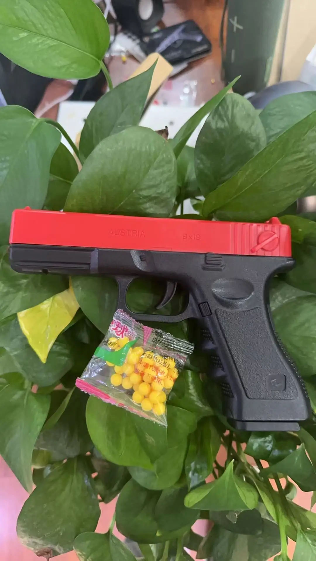2026 Neue Schwarze G17 Legierung Spielzeugpistole Spaß im Freien Plastikkugeln Große Reichweite Bestes Kindergeschenk – Detail 13