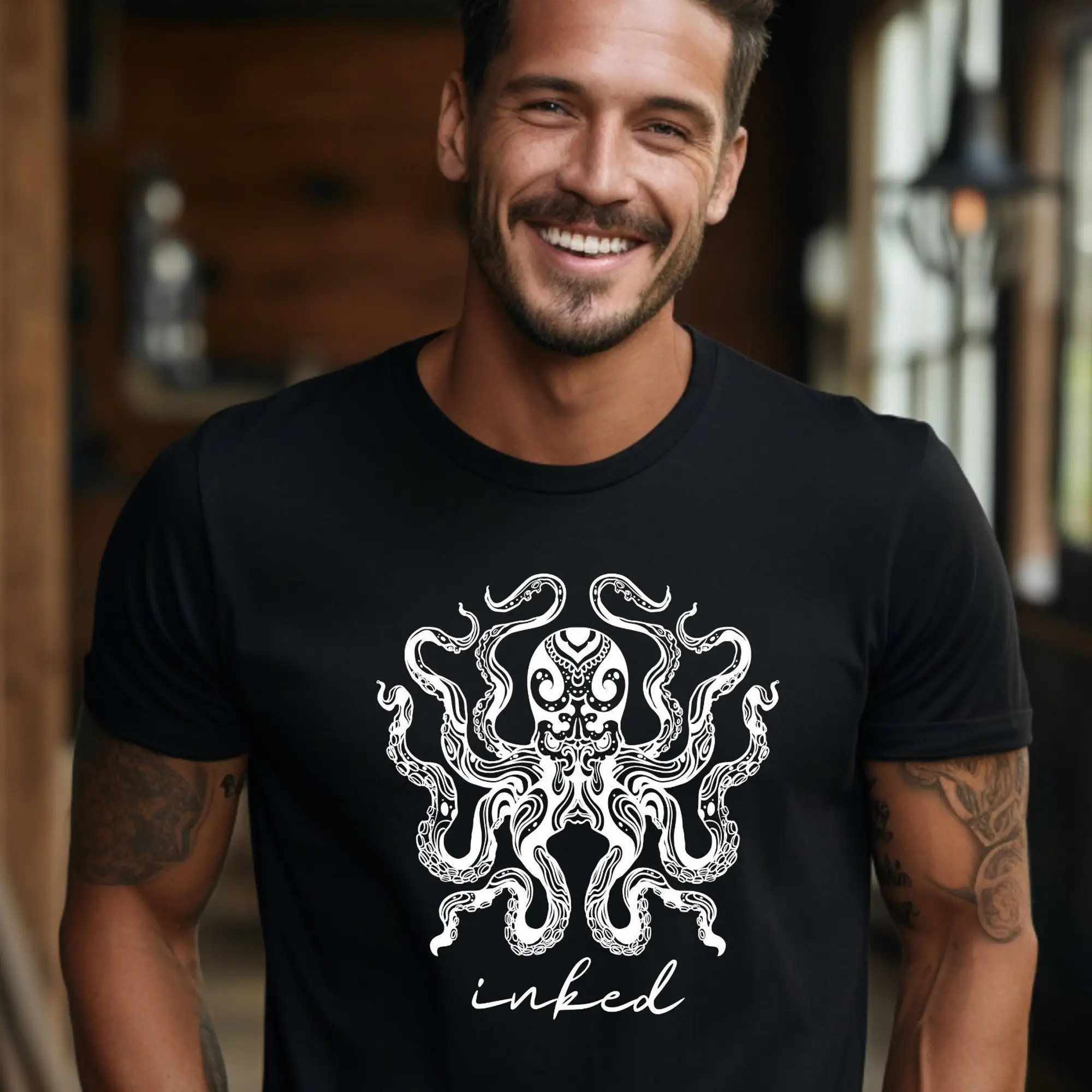 Tattoo Inked Kraken Tshirt,Tattoo Merch, Tatuatore, Regalo Per Gli Amanti Del Tatuaggio, Regali Dell'Artista