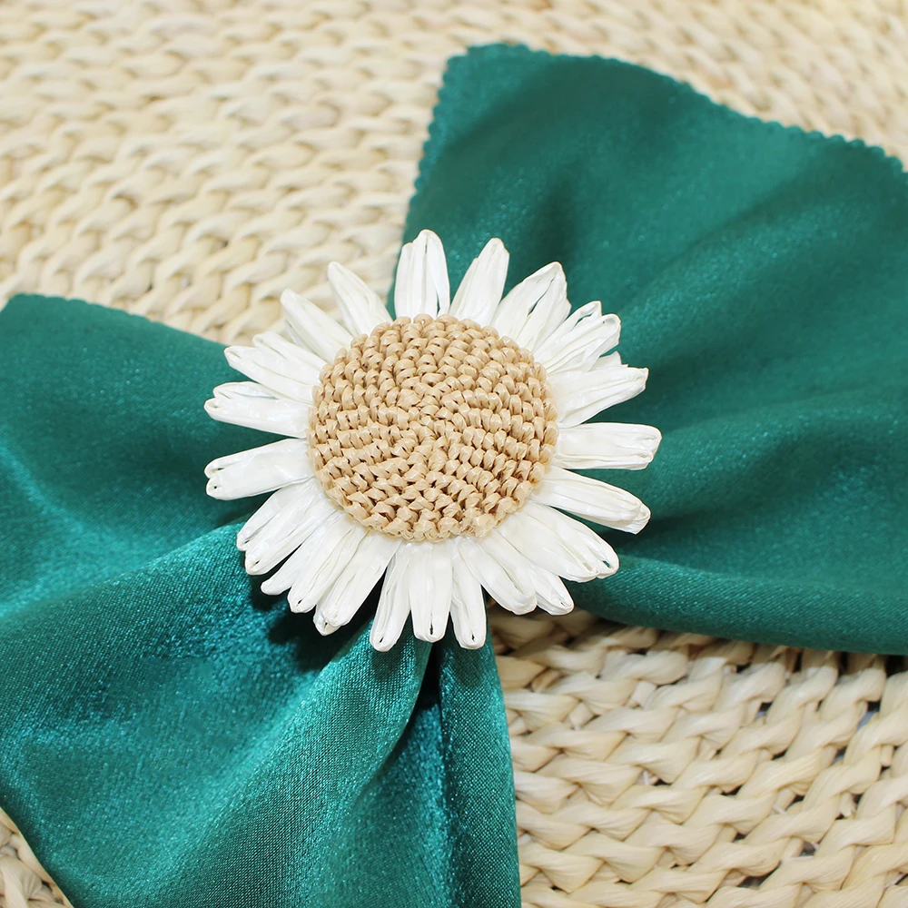 6Pcs Sunflower Napkin Rings Vintage Farmhouse Flower Napkin Holder for Home Kitchen Spring Summer Halloween Table Decor HWF77