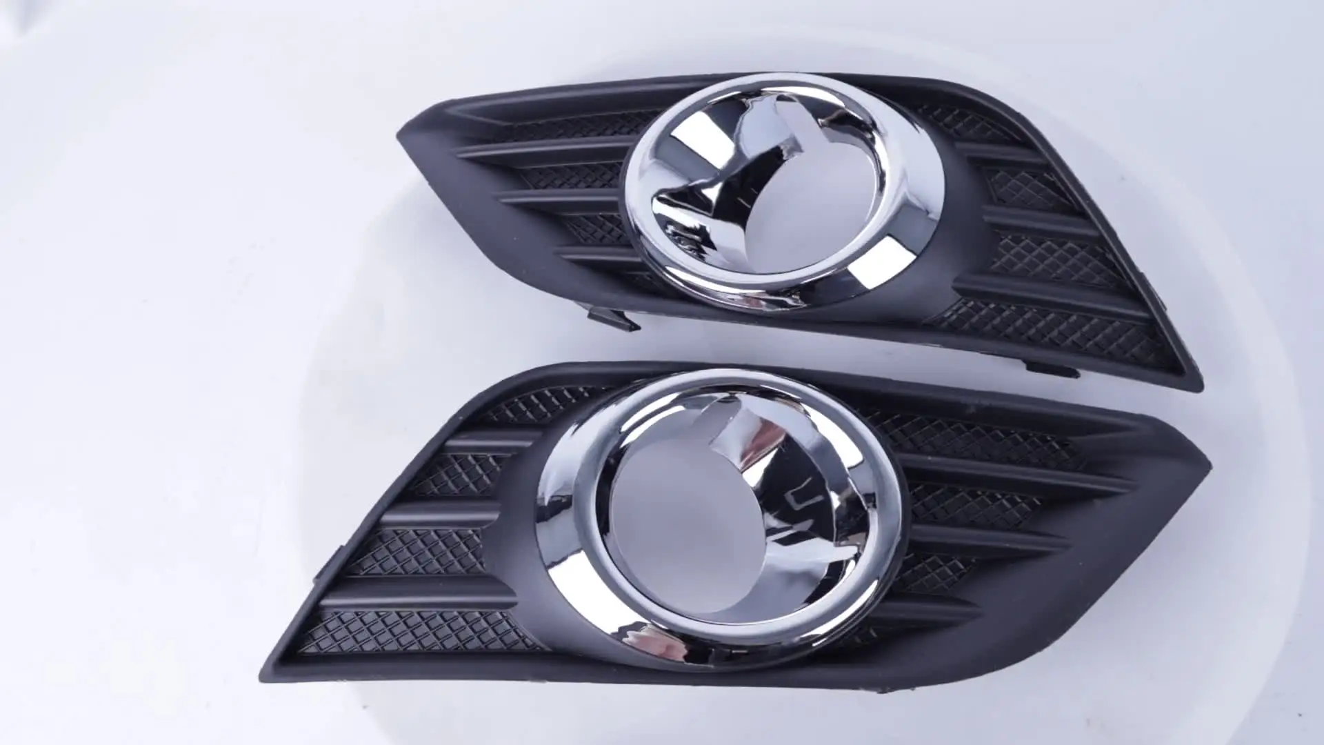 2Pcs Chrome Rear Fog Light Lamp Cover Decor Trim For Nissan Rogue 2021