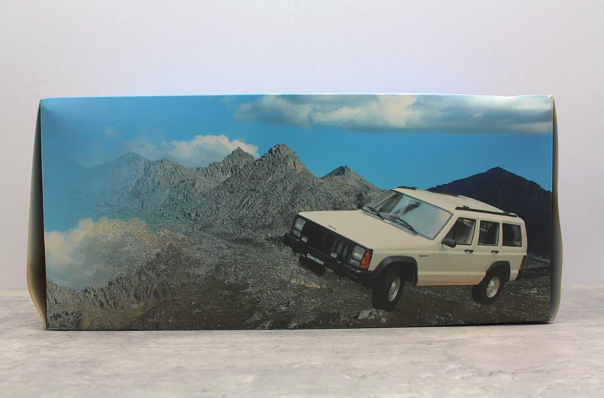 Sd5368404d4e34a57b23ef120e9d02ff3y