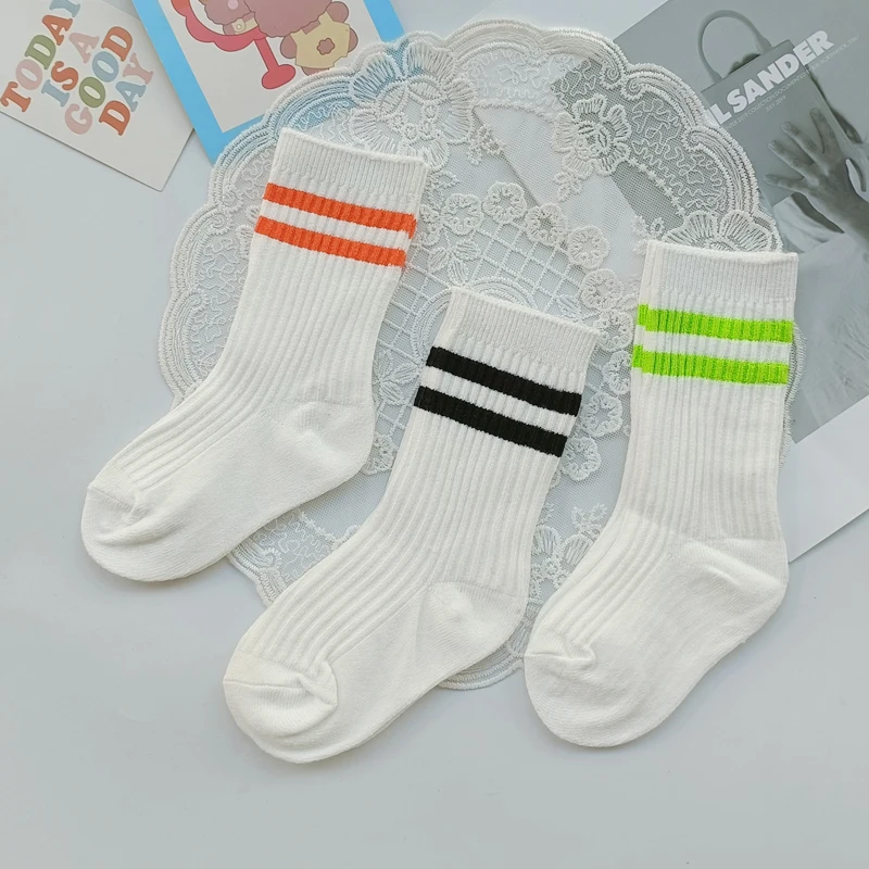 Рисунок 2 - Спортивные носки для мальчиков и девочек