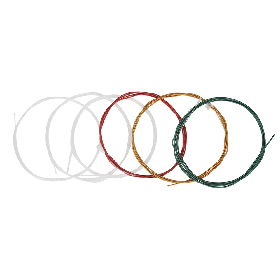 Gekleurde Nylon Gitaarsnaren, Geschikt voor Alle Maten Klassieke Gitaren, Hoge Glans, Volle Toon, Gloednieuw, 1 Set / 6 Stuks, Gekleurde Gecoate Koperlegeringsnaren