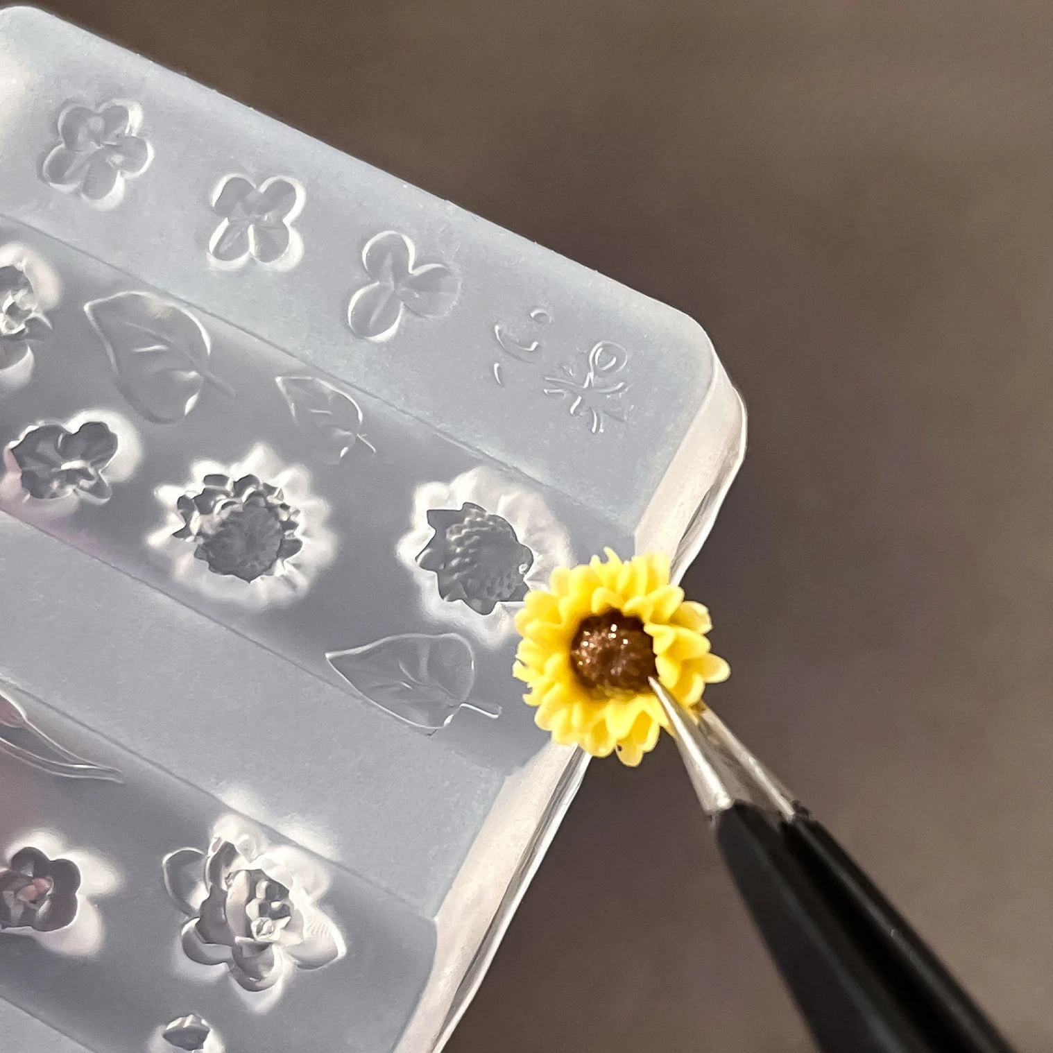 연꽃 해바라기 튤립 백합 꽃 해파리 조개 하트 별 리본 나비 DIY 네일 아트 실리콘 조각 몰드 템플릿