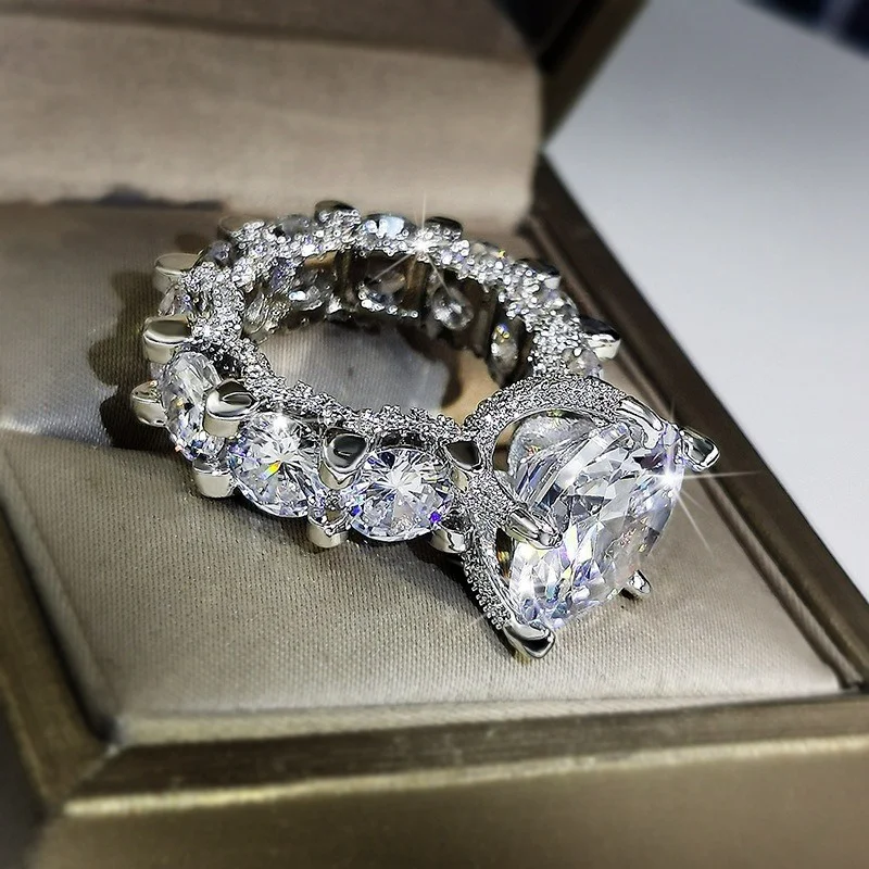 Luxury Designer Crystal Zircon Rings for Women Accessories Moissanite Ring Valentines Day Gift Jewelry Aesthetic Anillos Mujer