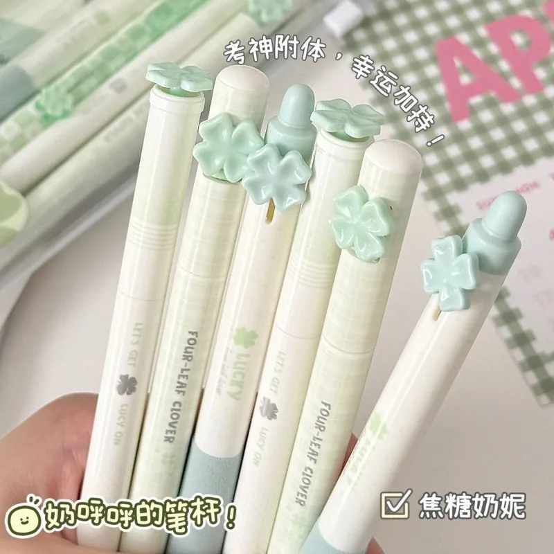 Lucky Sign Four-Leaf Clover Quick-Dry Smooth Black Pen