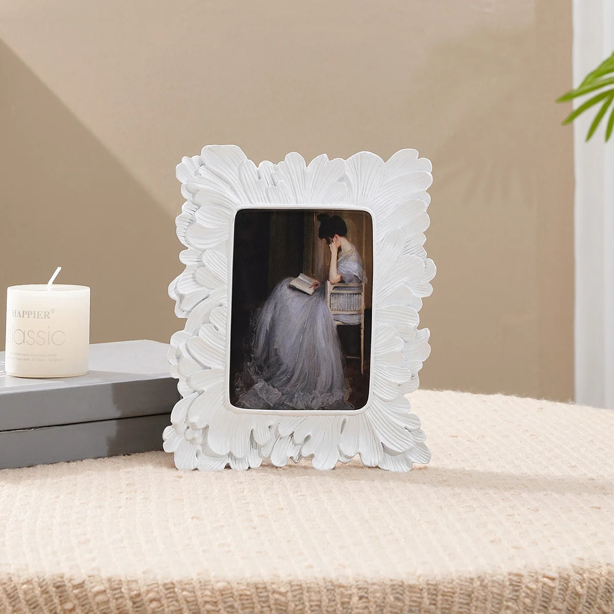 1PC, resin-made European-style white palm leaf lace decorative photo frame, suitable for family photo display and shooting props