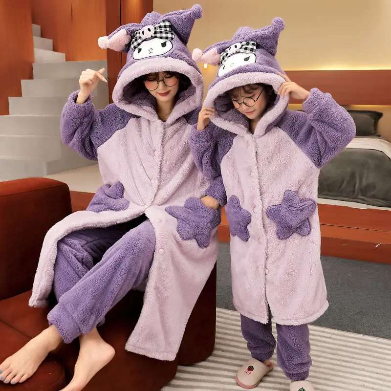 

New Kawaii Cartoon Sanrios Plush Pajamas Kuromi Cute Anime Mother Daughter Pajamas Parent Child Clothing Thickening Coral Fleece