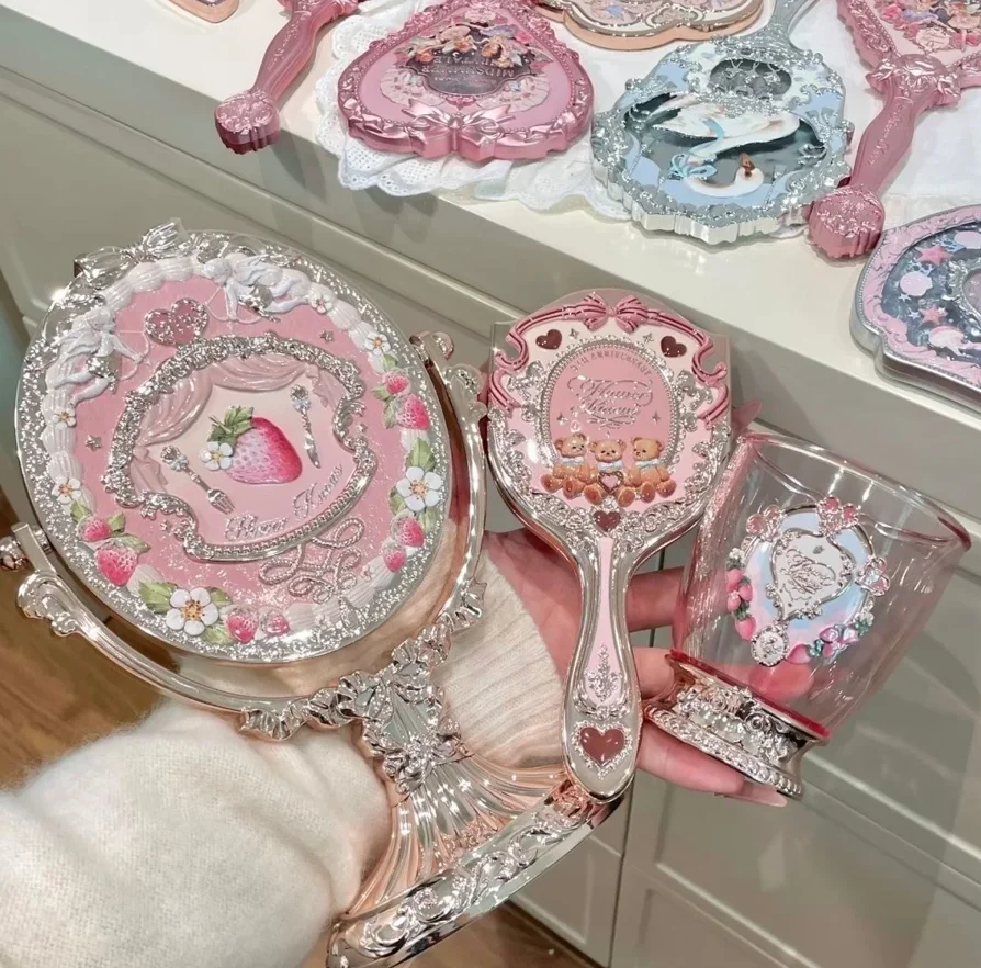 플라워 노우 휴대용 로코코 핸드 미러 바이올렛 딸기 디자인 손잡이가 있는 화장 거울 (개인 미용 관리용)