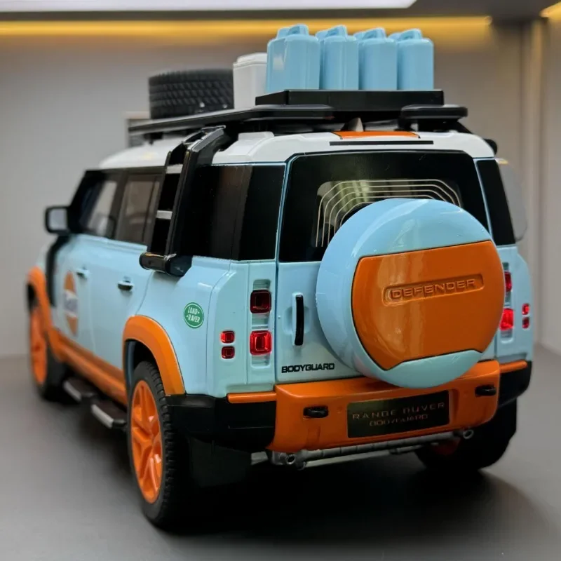 Master 1:64 Land Rover Defender 110 Gulf - Miniature Diecast Neuve