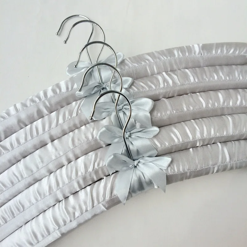 Men Hangers Sponge Padded Hangers Foam Hanger Non Slip Satin Canvas Covers for Adults Clothes Men Suits Bridegroom Suits 42-45cm 4