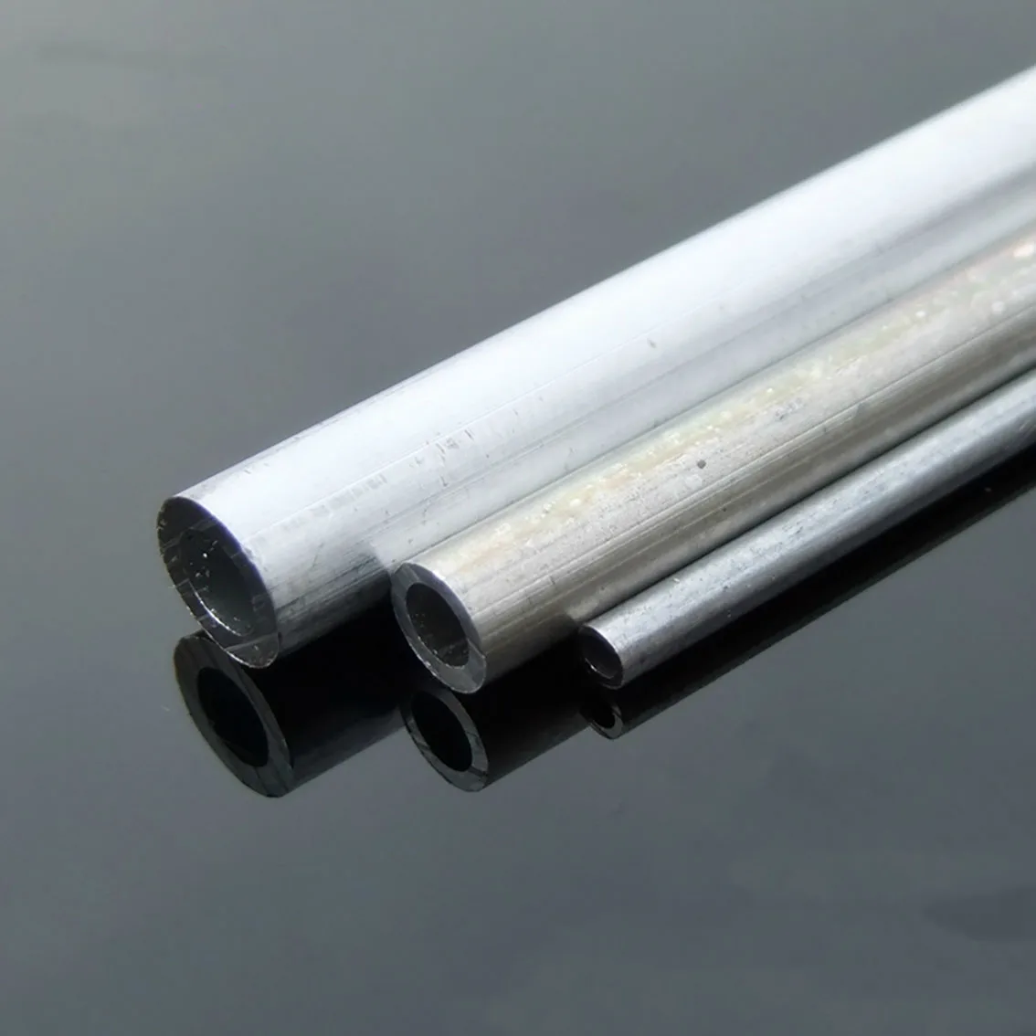 Трубка из алюминиевого сплава. Труба алюминиевая 11мм сплав alum 7075. Полые трубочки. Круглая полая труба называется. Труба алюминиевая 6 мм.
