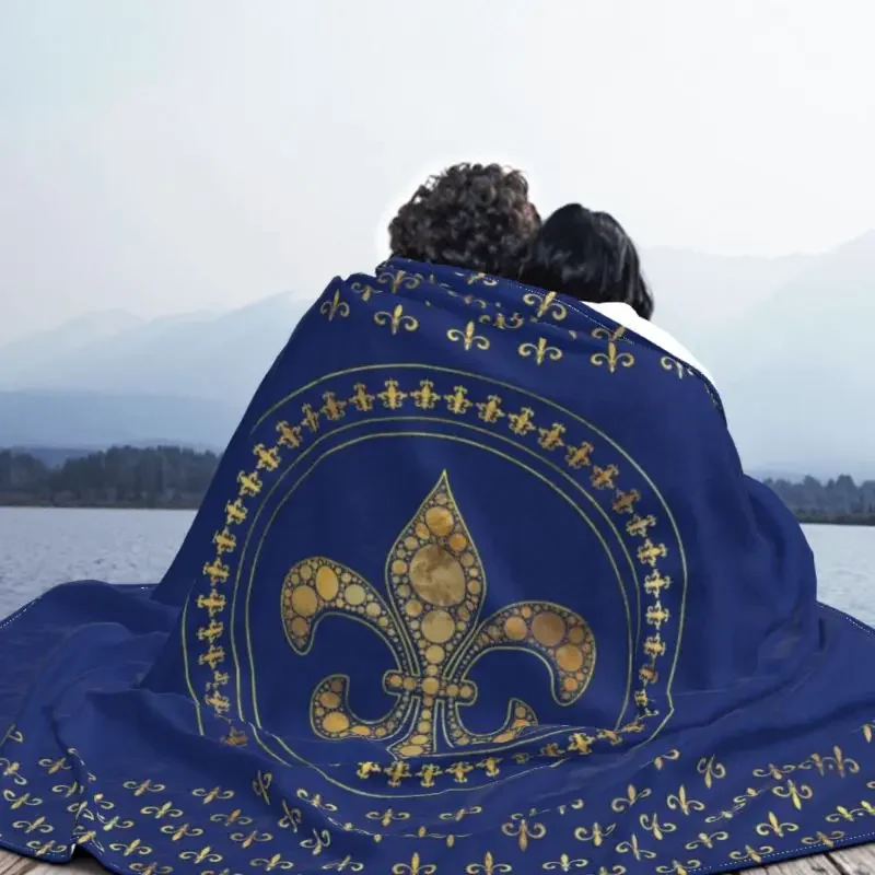 Fleur De Lys ��� �ξ� ���� ���, �ε巯�� �ö��� ������Ʈ �÷� �� ���� ���� �� ������ ���, ���� ���� ħ����