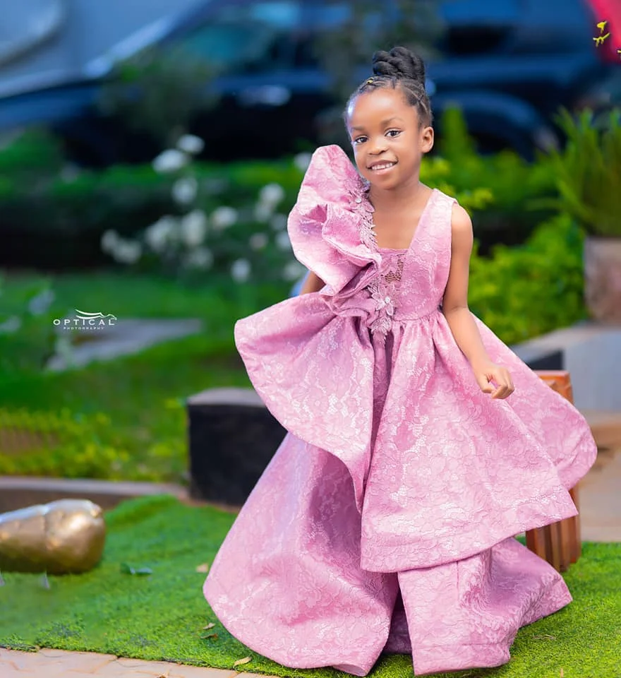 

African Girls Flower Girl Dresses Ruffles Sleeveless Children Birthday Gowns Tiered Kids Wedding Guest Photoshoot Dresses