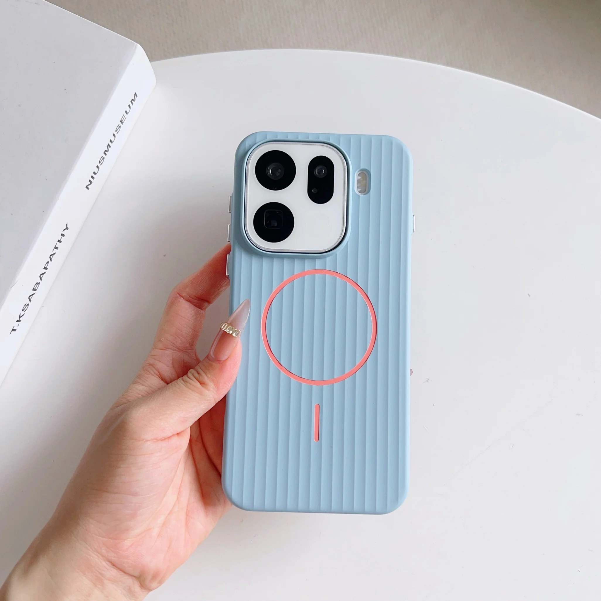 Shockproof Magnetic Wireless Charging Phone Case with Magsafe Compatibility