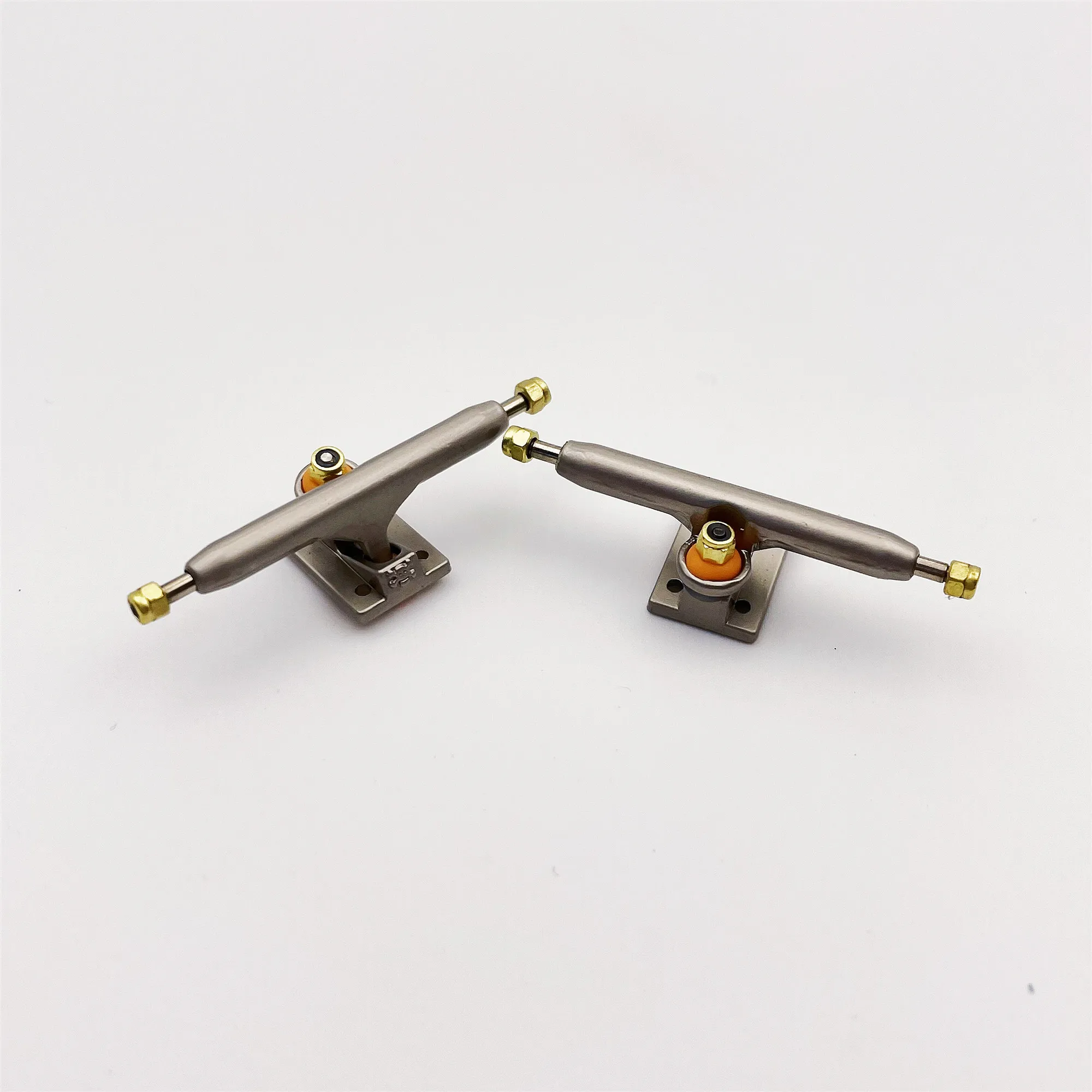 Professional Fingerboard Skateboard Truck, Precision-Engineered for Enhanced Performance