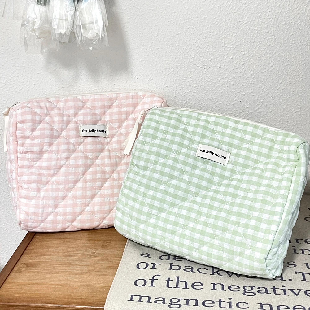 Plaid Checkered Cosmetic Zipper Pouch Quilted Makeup Organizer Storage Bag Cotton Cosmetic Organizer Case for Women and Girls