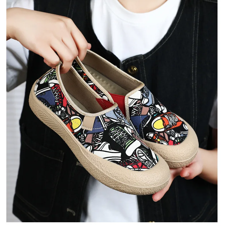 Women's Breathable Mom Shoes Soft Flat Sole Slip-On Spring Casual Cloth Shoes Orthopedic Comfort Lightweight Non-Slip Wide Width