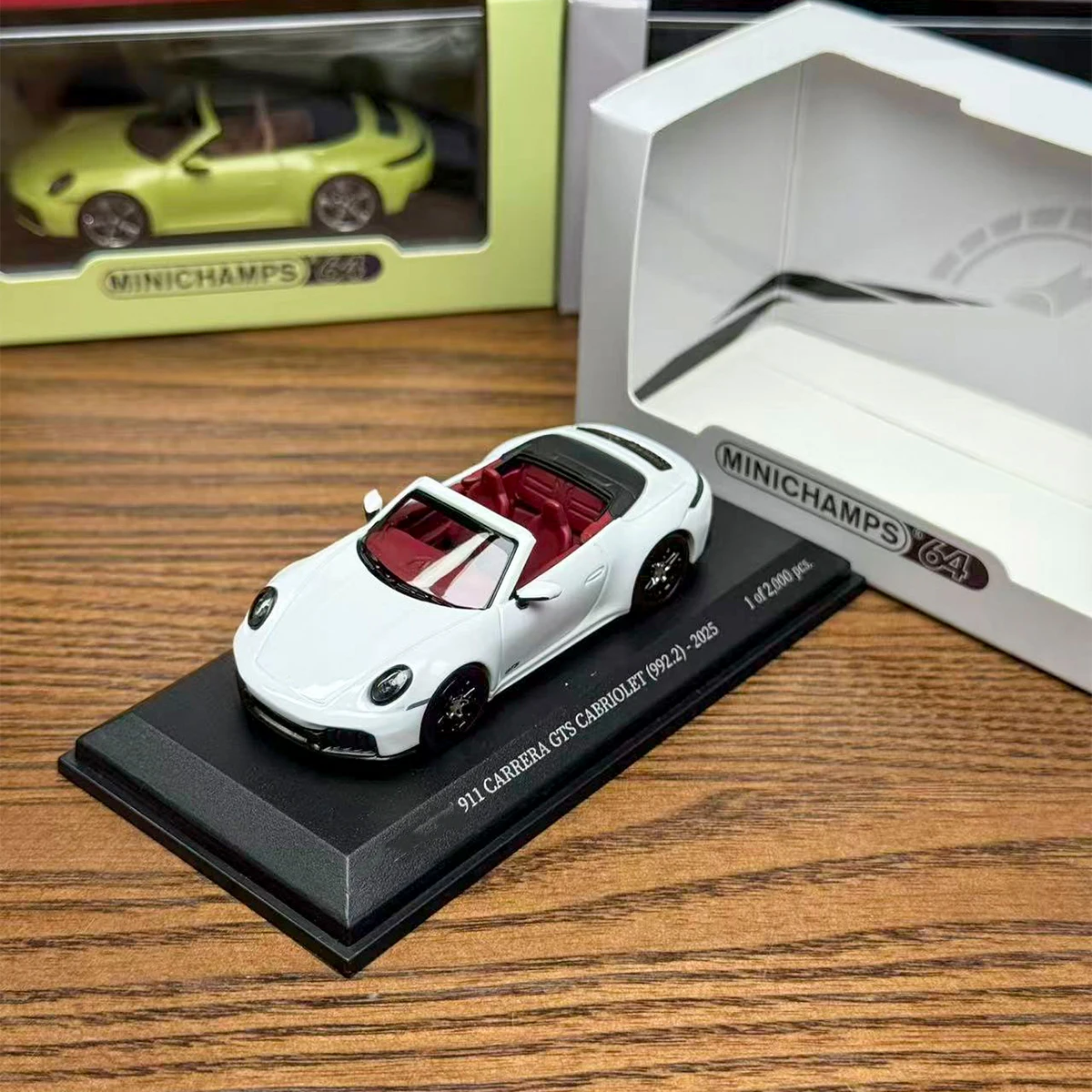 미니챔프스 1:64 992.2 카레라 GTS 다이캐스트 모델카