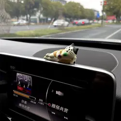 Adorable Resin Kitten Ornament for Car Dashboard - Perfect Car Interior Decoration (Green)