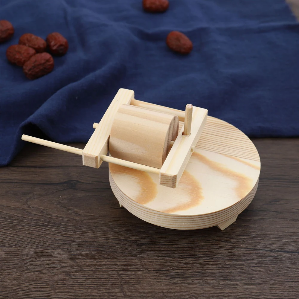 1pc Wood Interactive Parrot Chew Toy Durable Mill Shape Chew Grinding Toy for Bird Cockatiels Peonies Lovebirds Cage Accessories