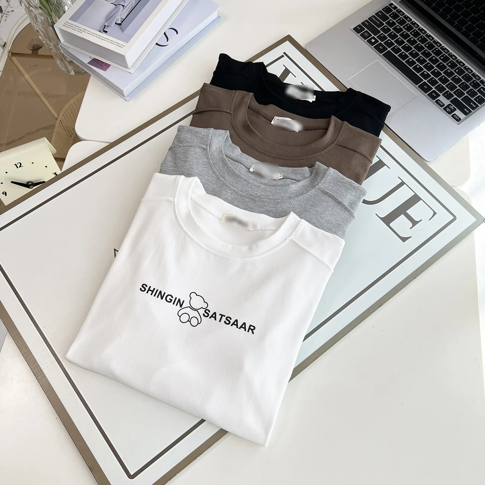 XXXXL Fashion Plus Size Women's T-Shirt Autumn Simple three-dimensional Cut Printed Letter Bear Long Sleeved Base Tops 048