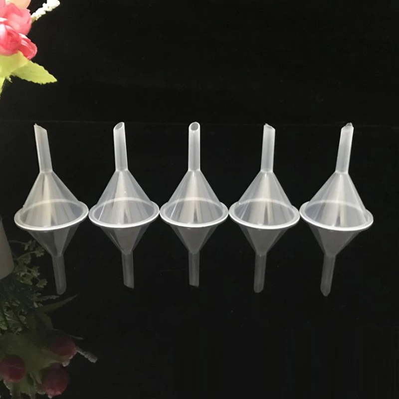 20PCS 미니 플라스틱 깔때기 작은 입구 액체 오일 깔때기 39x31mm 실험실 용품 도구 학교 실험 용품