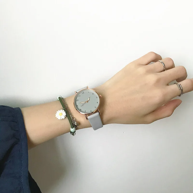 

Women Watches Bracelet Simple Vintage Small Dial Leather Strap Casual Waterproof Clock Wristwatches for Ladies