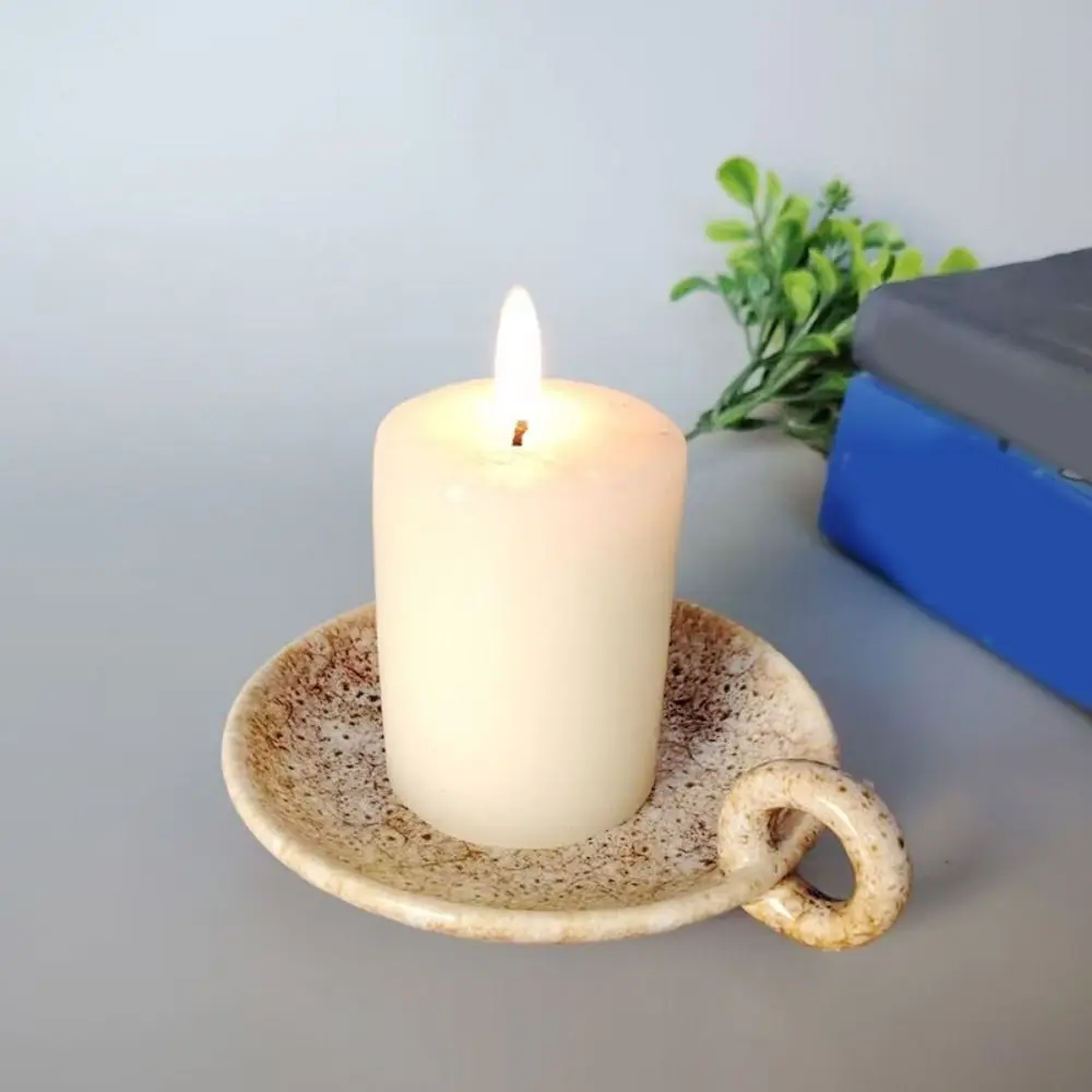 Creative Round Ceramic Candle Plate Retro Style Decorative Candlelight Stand with Handle Candle Holder Fireplace