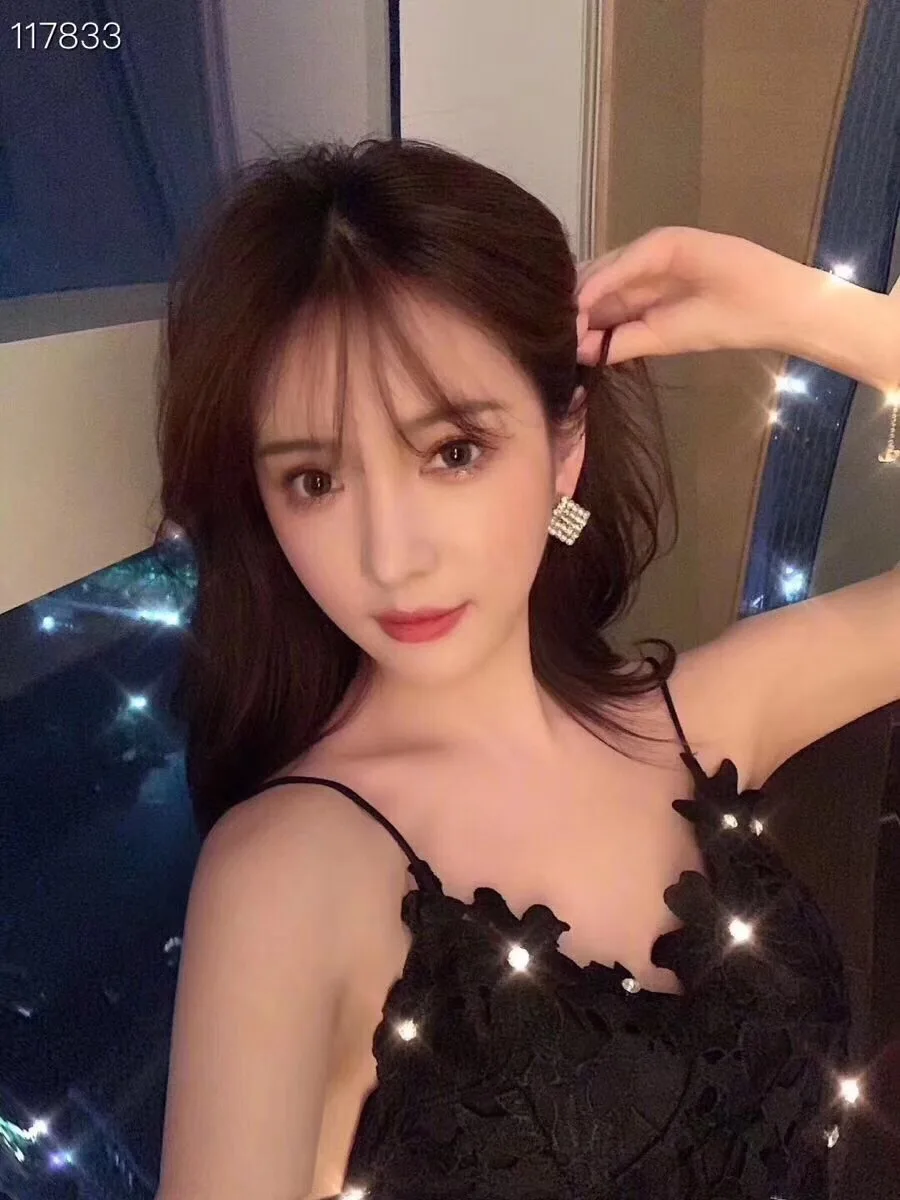 Earring Personality Light Luxury Retro Square Earclip For Women Aretes De Mujer Pendientes Boucle D’Oreille Orecchini Clip De Or