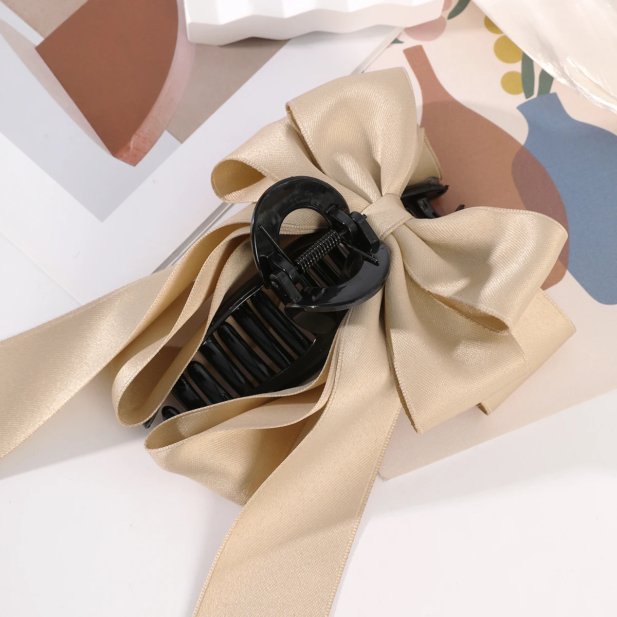 Large Bow Ribbon Hair Claw Clip Hairpin Shark Claw Hair Clips Solid Color Bowknot Barrettes For Ponytail Women Hair Accessories