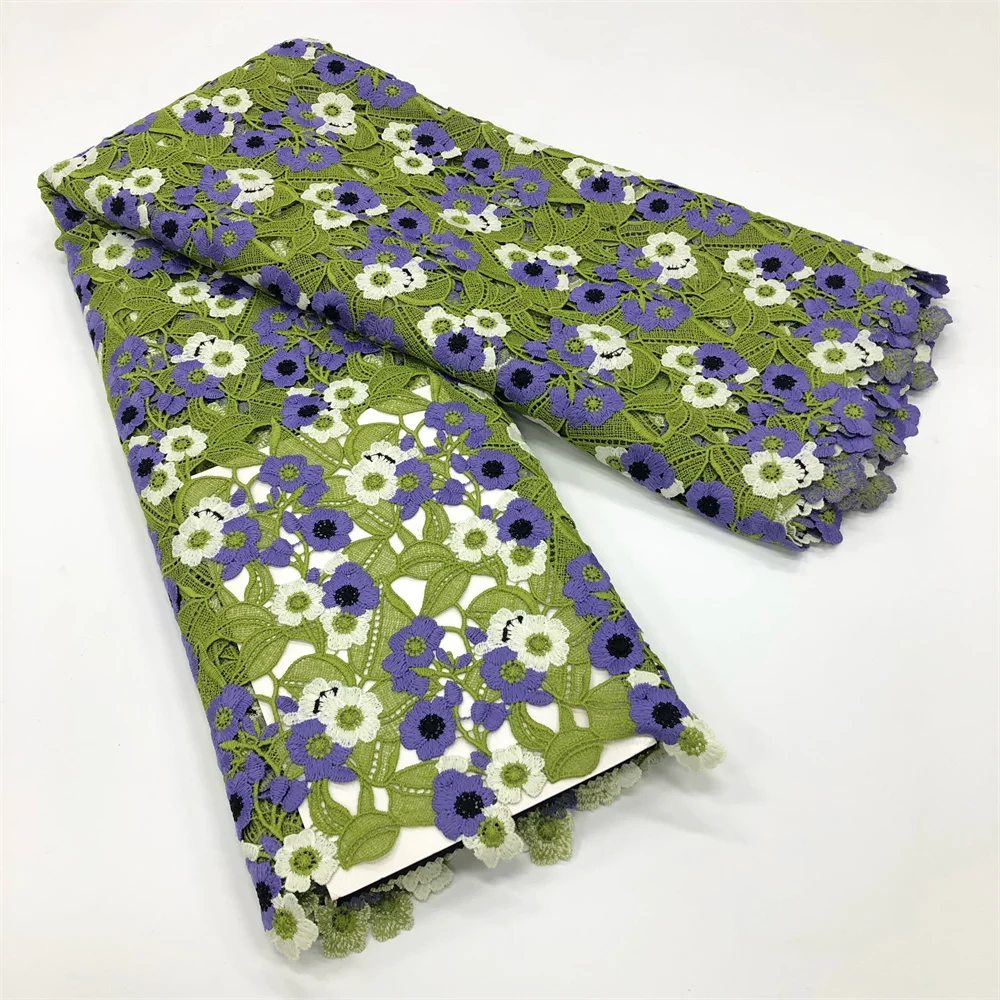 Nigerianischer Spitzenstoff im neuen Stil 2024, hochwertige Spitze, wasserlöslich, bestickt, modisch, weicher Spitzenstoff, 5 Yards