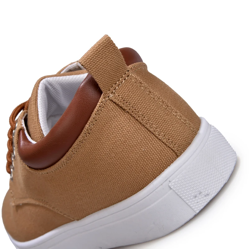 Man Sneaker Casual Slips-on Flat Loafers Breathable Men's Sneakers zapatillas de hombre Canvas Tennis Men Shoes