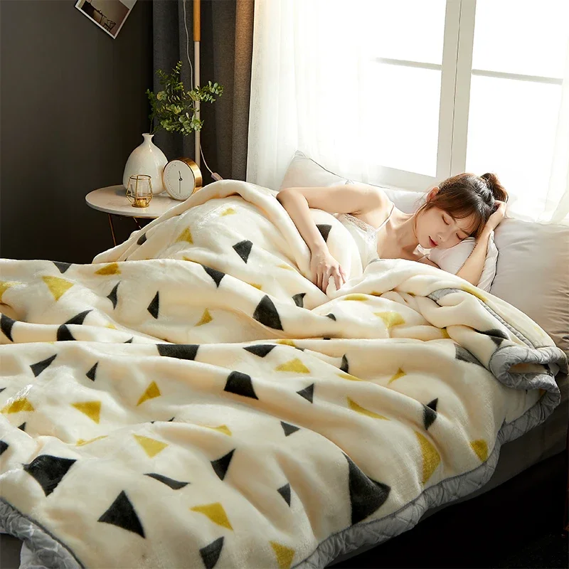 

Blanket Thickened Warm Autumn andWinter Single Coral Fleece Geometric Pattern Printing Simple Modern Sofa Four Seasons Universal