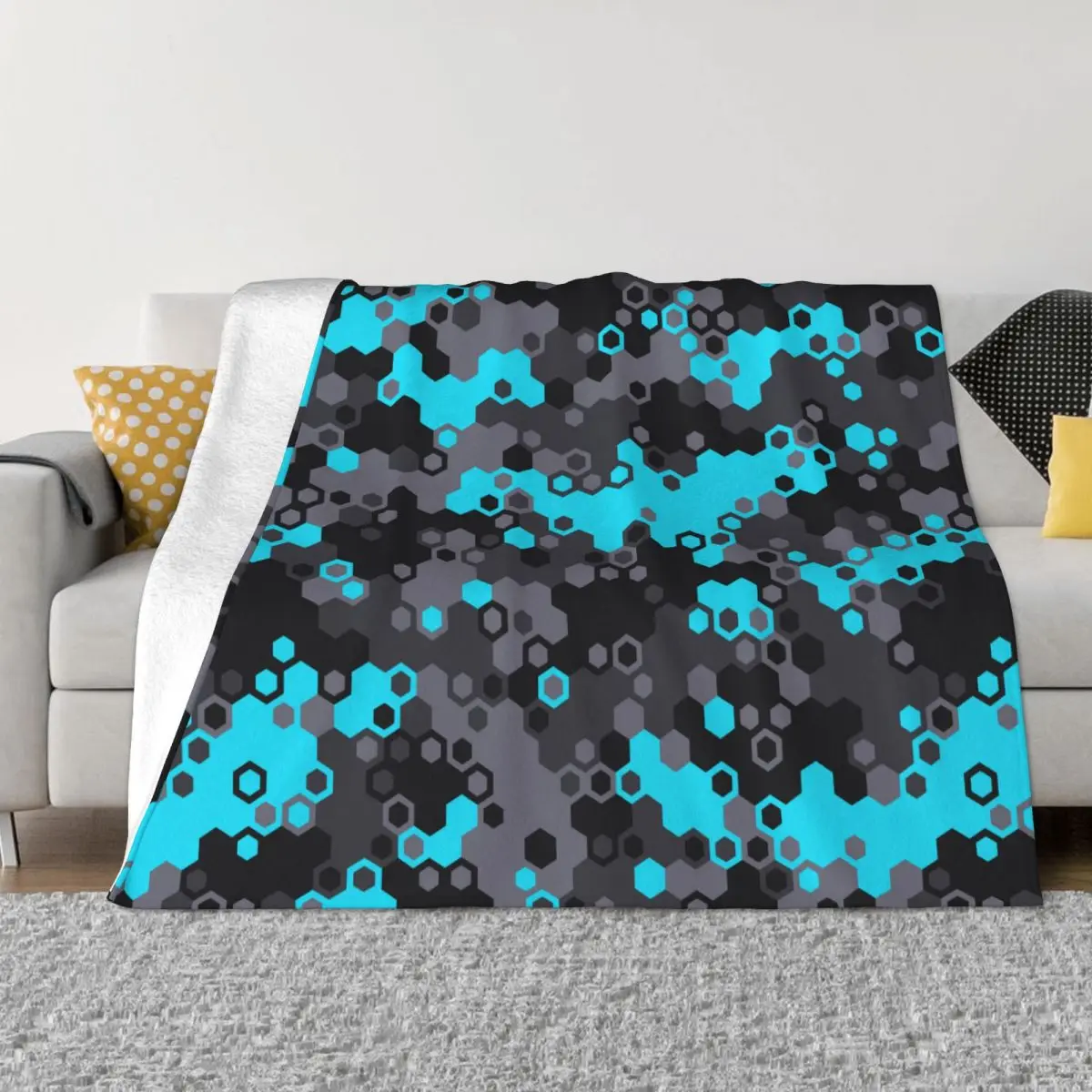 

Hexagonal Camouflage Blankets Coral Fleece Print Geometric Military Endless Camo Soft Throw Blankets for Home Couch Rug Piece