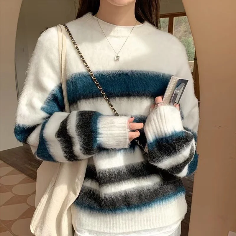 

French Style High-Grade Striped Loose Sweater Women's Autumn Winter New Loose Soft Chic Pullover Knitting Outerwear Top Female