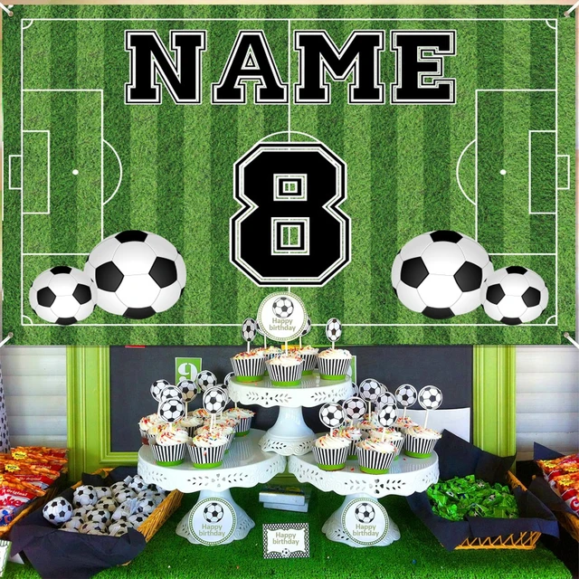 축구에 빠져든 남아용 생일 기념을 위한 스포티한 배경