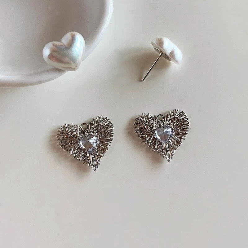 Metal Wing Heart Imitation Pearl Geometry Stud Earrings For Women Jewelry Simple Wedding Christmas Girl Gift Jewelry Wholesale