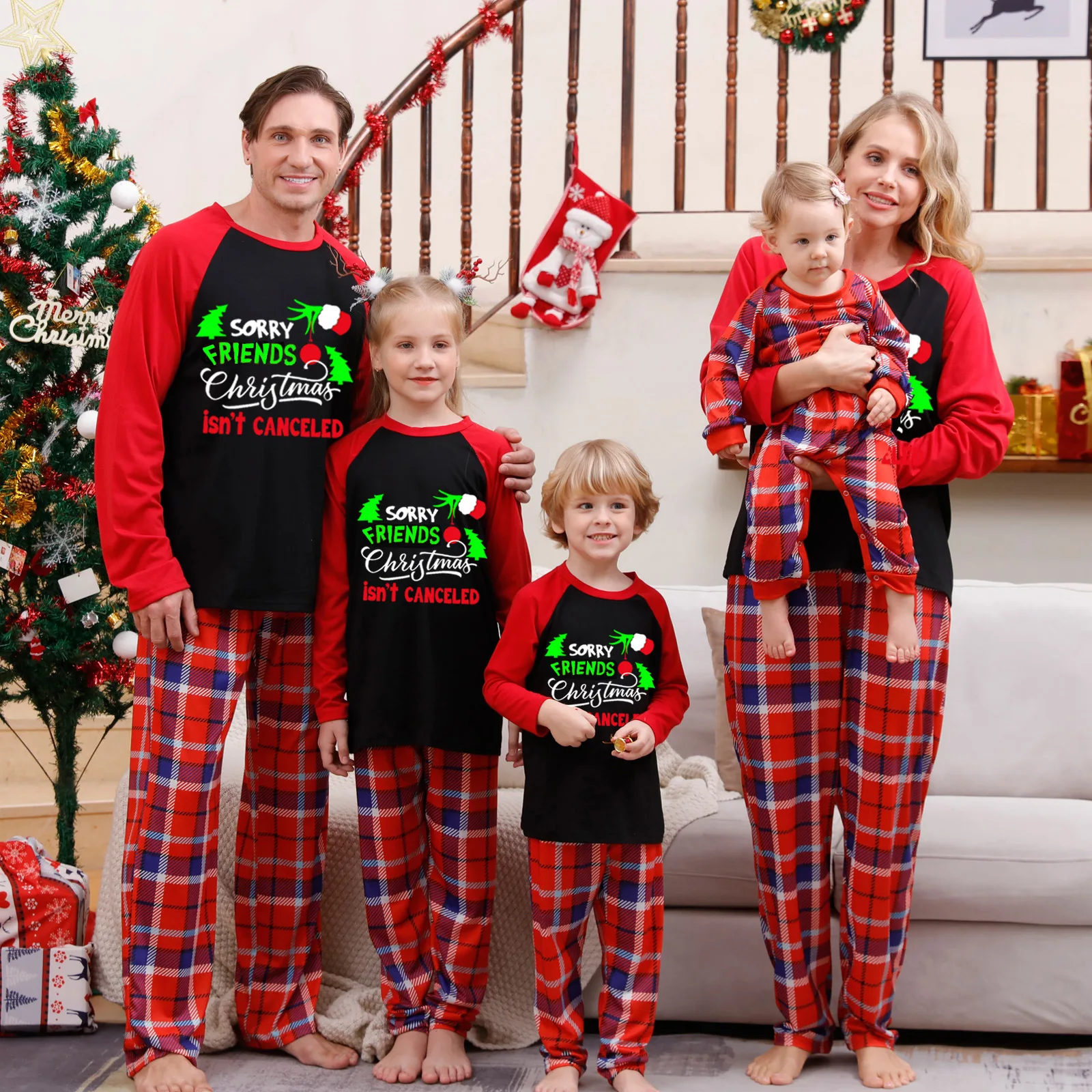 thumbnail image 1 of Conjuntos familiares a juego para Navidad, pijamas de 2 piezas para mamá, papá e hijos, mamelucos para bebé, ropa de dormir informal y holgada, pijamas de aspecto familiar para Navidad, 1 of 5