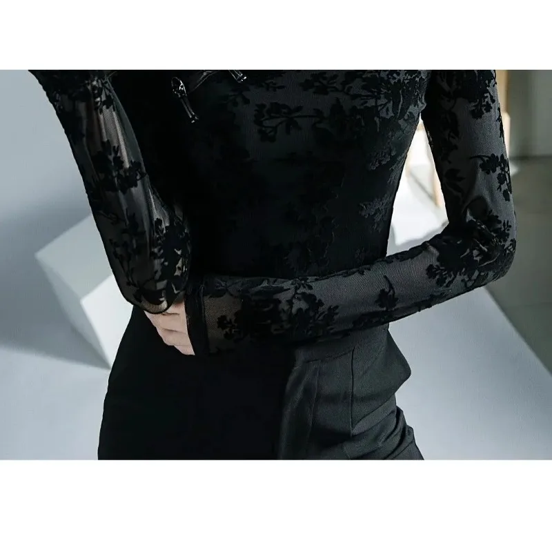 Women Chinese Shirt Women Oriental Retro Tang Suit Traditional Shirt Chinese Vintage Base Shirt Sexy Lace Top National Ethnic Velvet